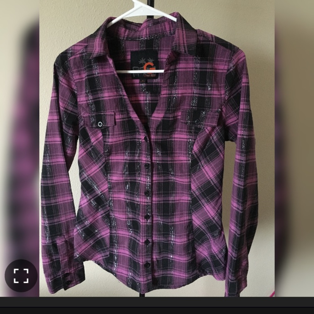 G by GUESS Pink/Black/Silver button down